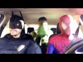 Супергерои танцуют в автомобиле прикол видео